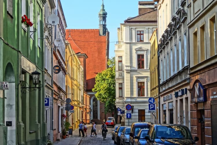 Najlepsze miejsca do podróży z wypoczynkiem w Polsce